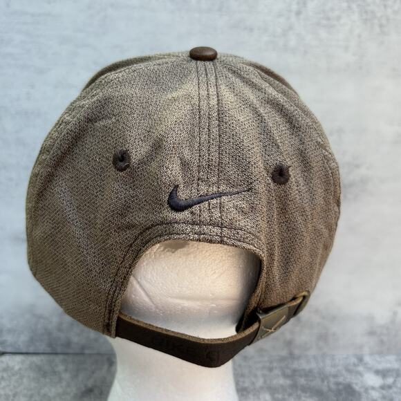 VTG Mickey Mouse Nike Golf Hat Leather Brim Adjustable Baseball Cap Tan & Brown - Picture 3 of 7